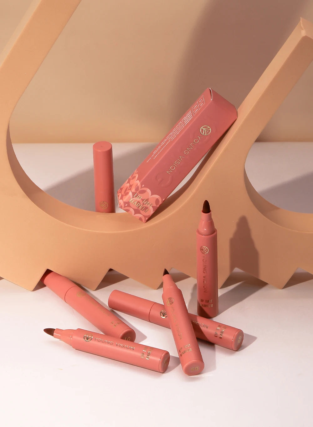 Lápiz de Labios Resistente al Agua con Color Intenso y Duradero