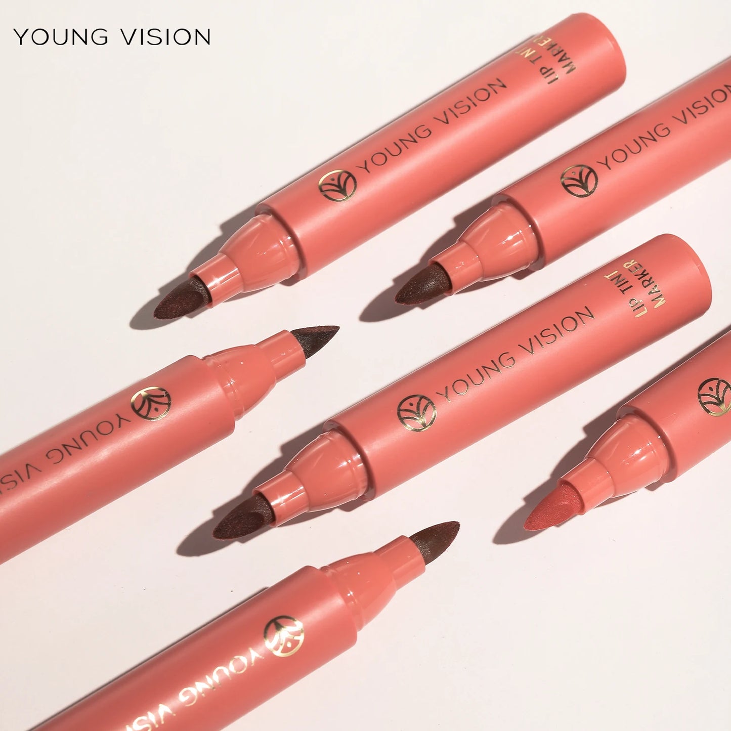 Lápiz de Labios Resistente al Agua con Color Intenso y Duradero
