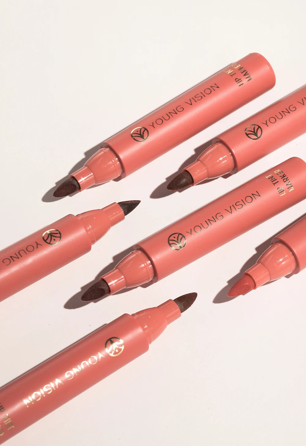 Lápiz de Labios Resistente al Agua con Color Intenso y Duradero